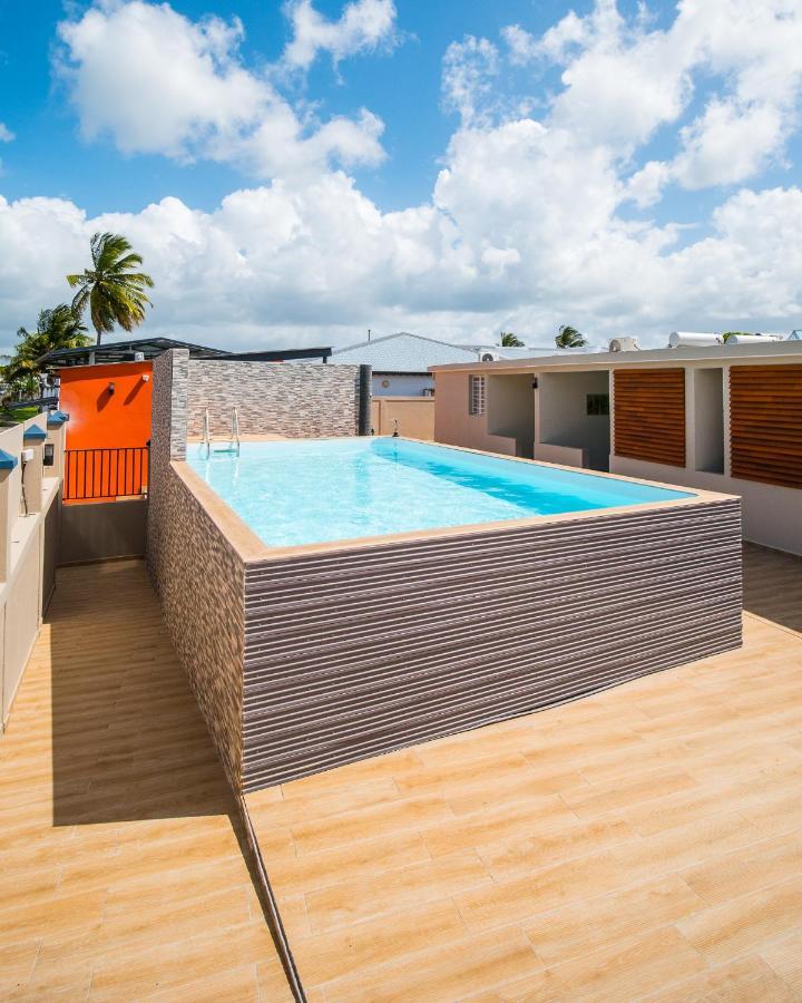 Evasion En Plein Coeur De La Ville Studio Jacuzzis Sauna Et Piscine Au Centre De Port-Louis Exteriér fotografie